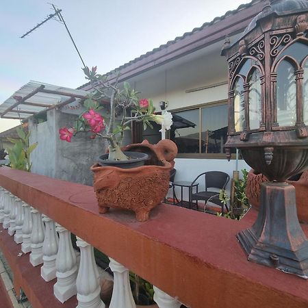 Hom Baan Chiang Mai Hotel Kültér fotó